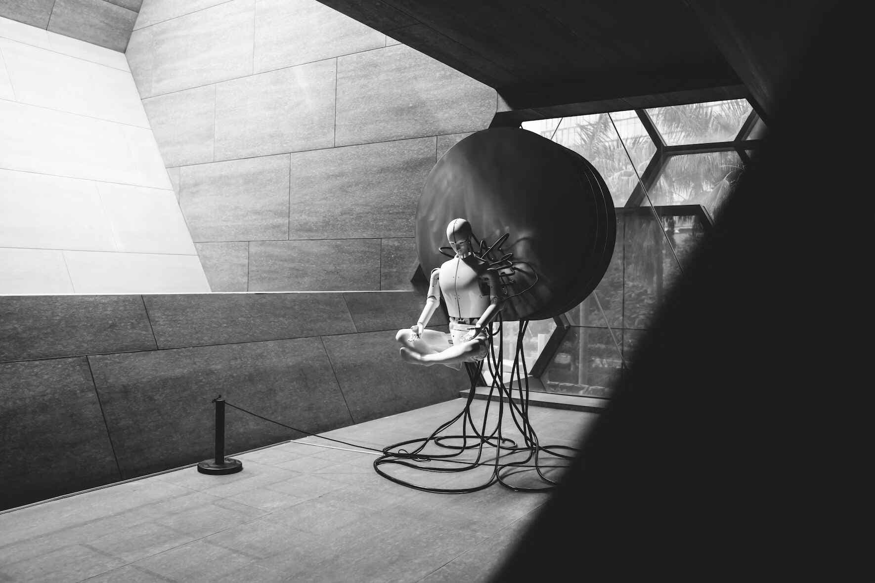 ARTIFICIAL INTELLIGENCE PHILOSOPHY: BALANCING TECHNOLOGY AND HUMANITY